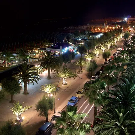 Hotel Soraya 3*